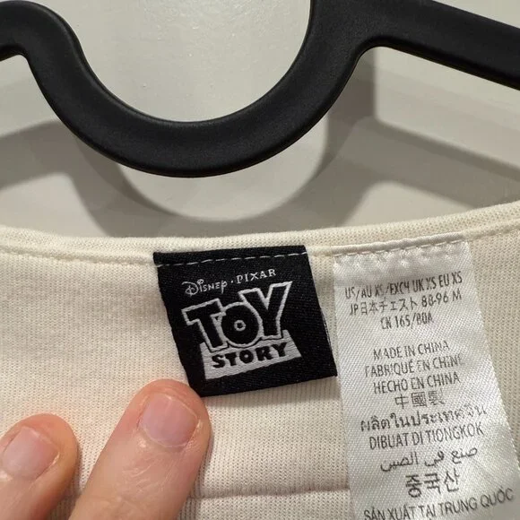 Pizza Planet Baseball Jersey – Toy Story - Picture 3 of 3